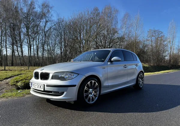 samochody osobowe BMW Seria 1 cena 16700 przebieg: 208000, rok produkcji 2008 z Pabianice